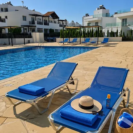 Pleasantly Furnished B201 With Large Terrace, Wi-fi & Android Tv Appartamento *