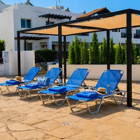 Apartmán Pleasantly Furnished B201 With Large Terrace, Wi-fi & Android Tv Pegeia
